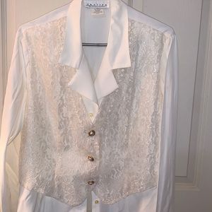 Vintage Therapy by Systrasmore lace front blouse